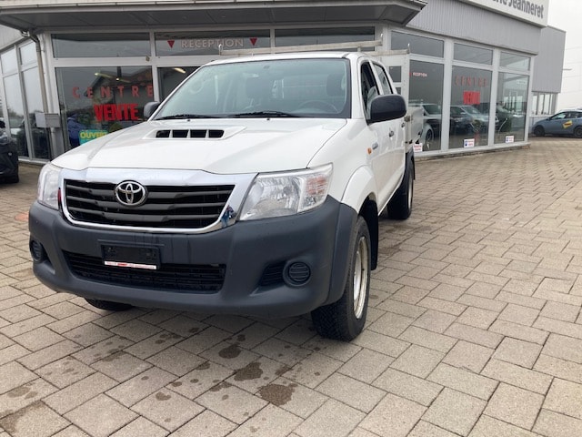 TOYOTA Hilux 2.5D 4WD Double Cab Luna-image-1