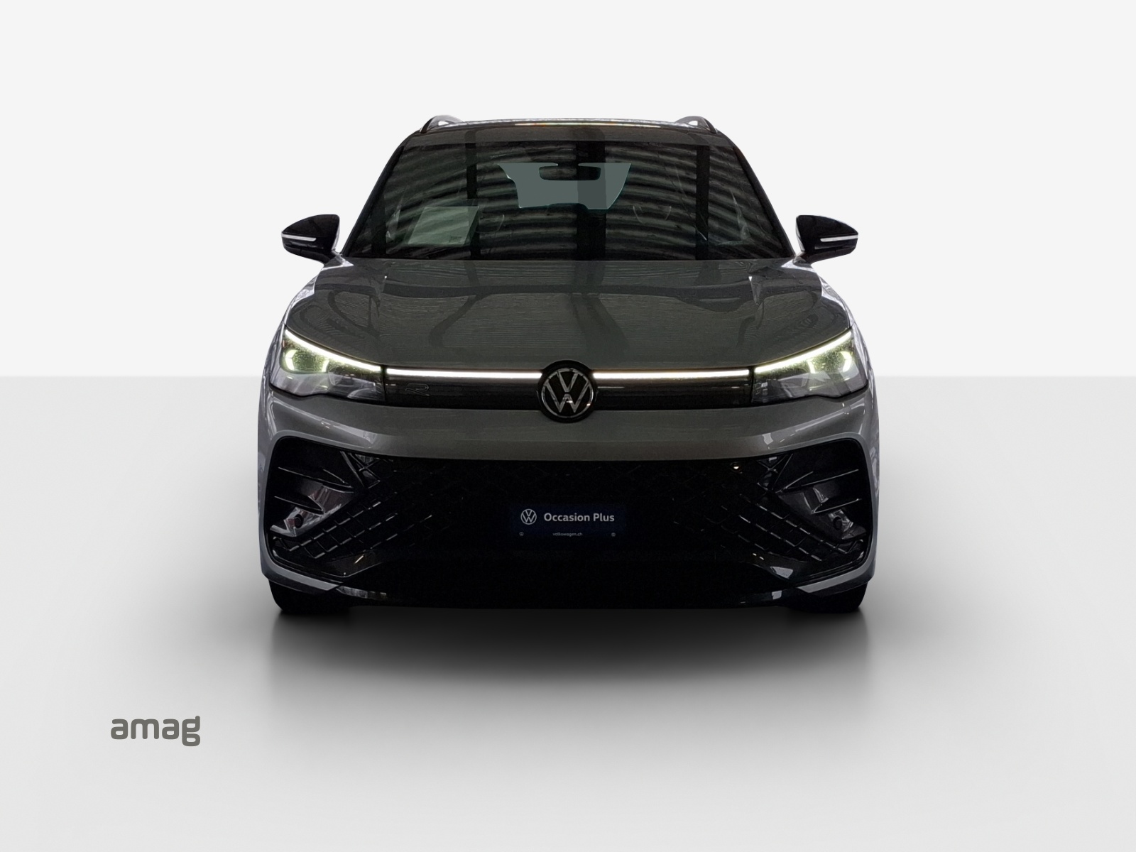 VW Tiguan 2.0 TDI SCR R-Line 4Motion DSG-image-6
