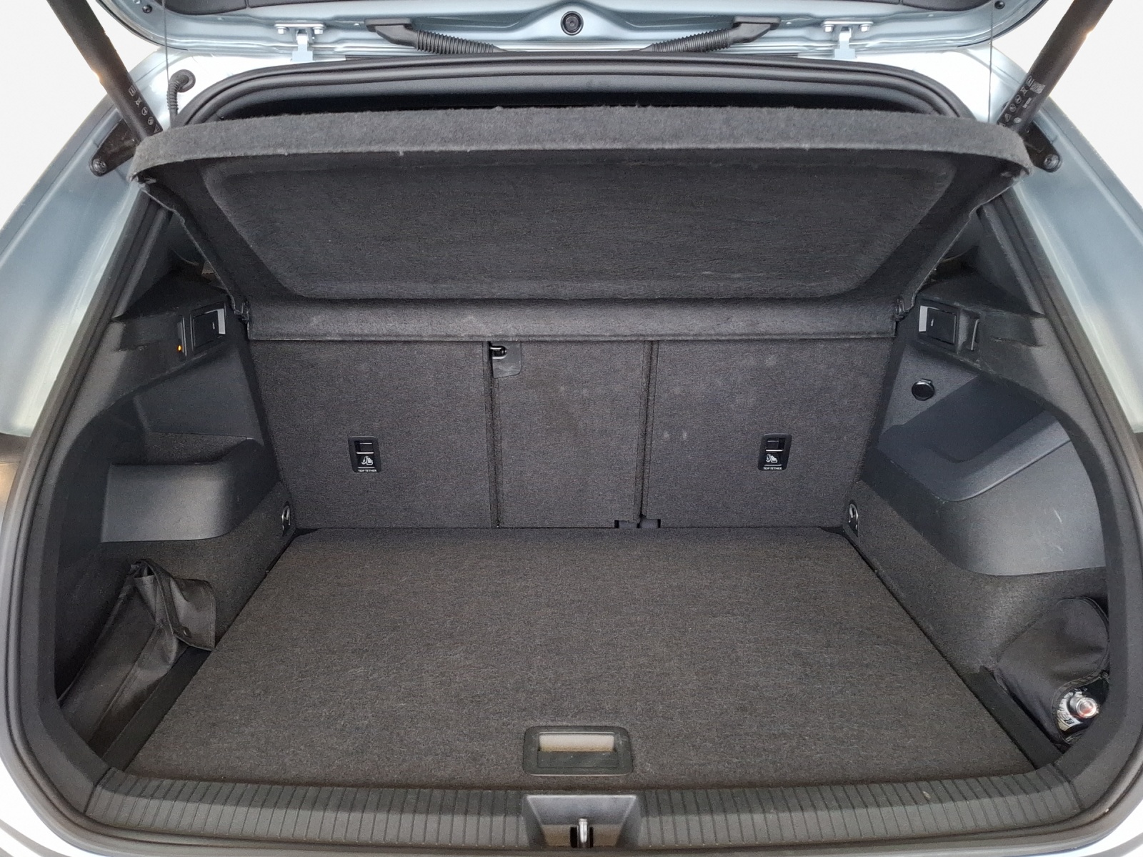 VW Tiguan 2.0 TDI SCR R-Line 4Motion DSG-image-12