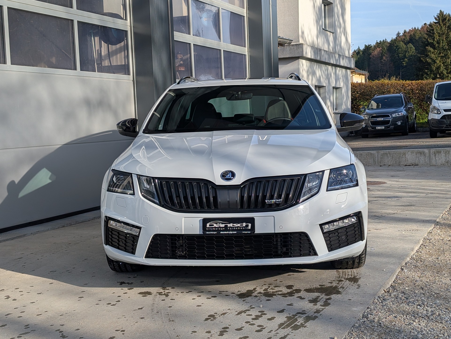 SKODA Octavia Combi 2.0 TSI RS DSG-image-1