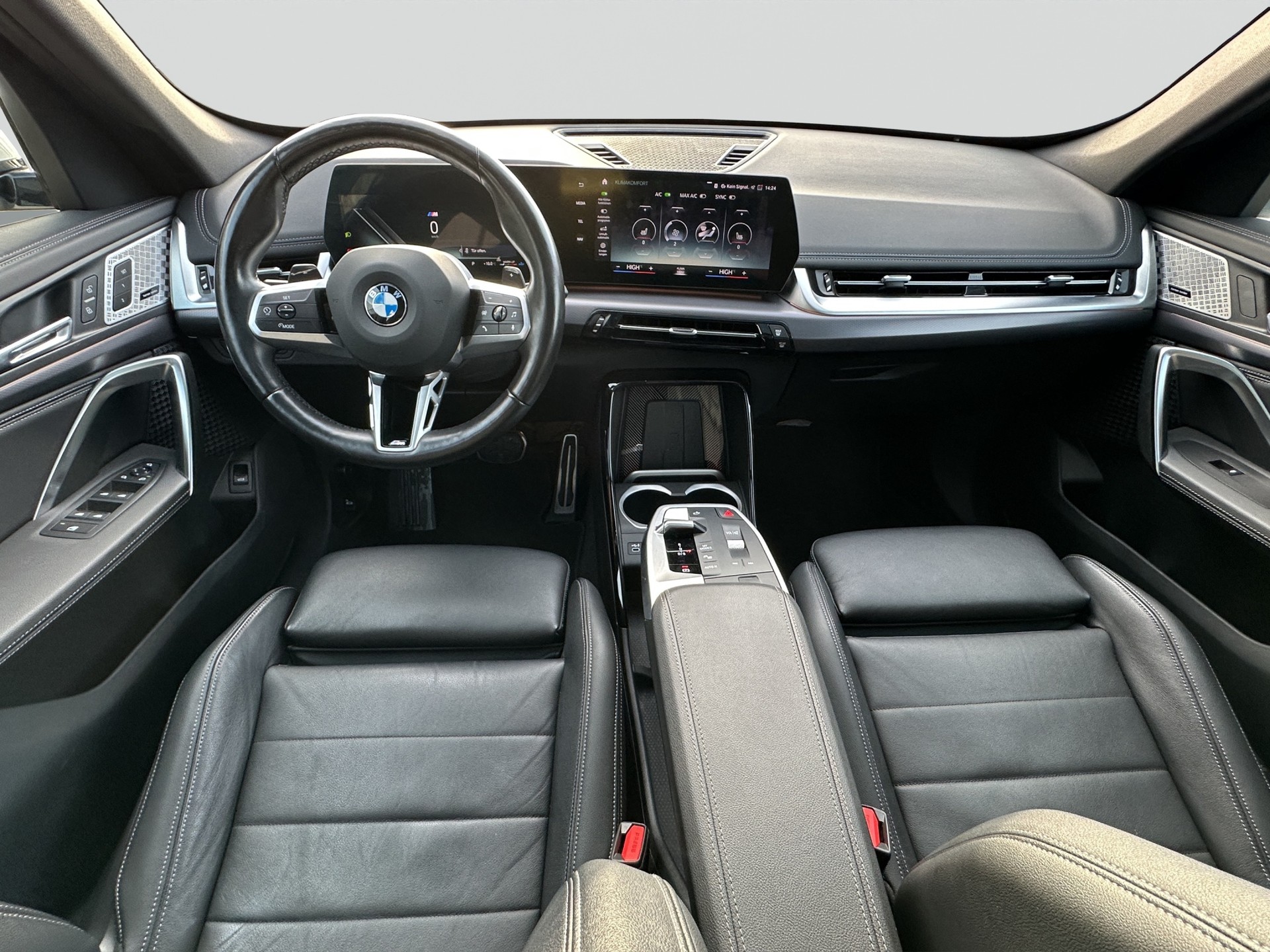 BMW X1 sDrive 18i M Sport-image-10
