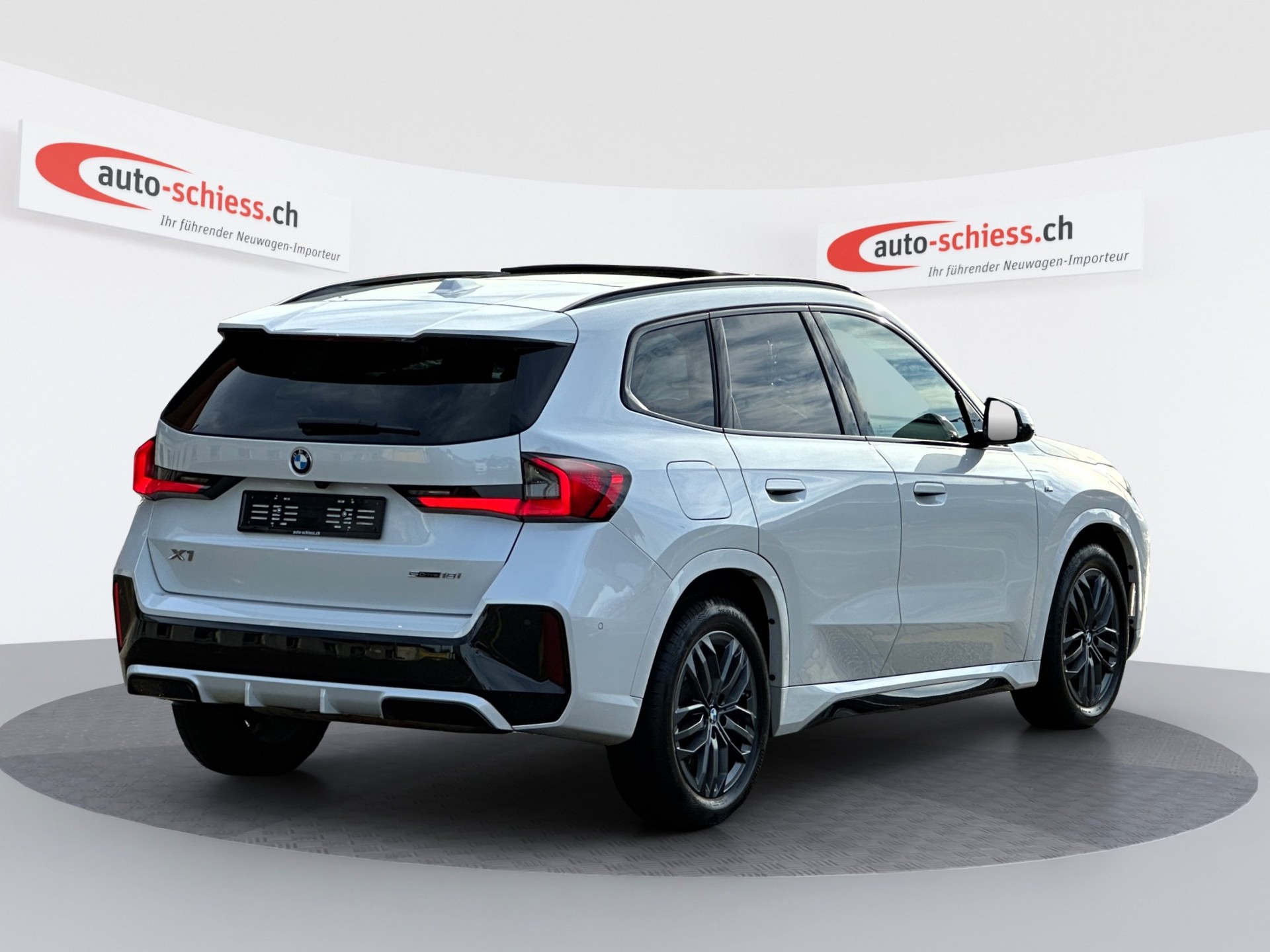 BMW X1 sDrive 18i M Sport-image-5
