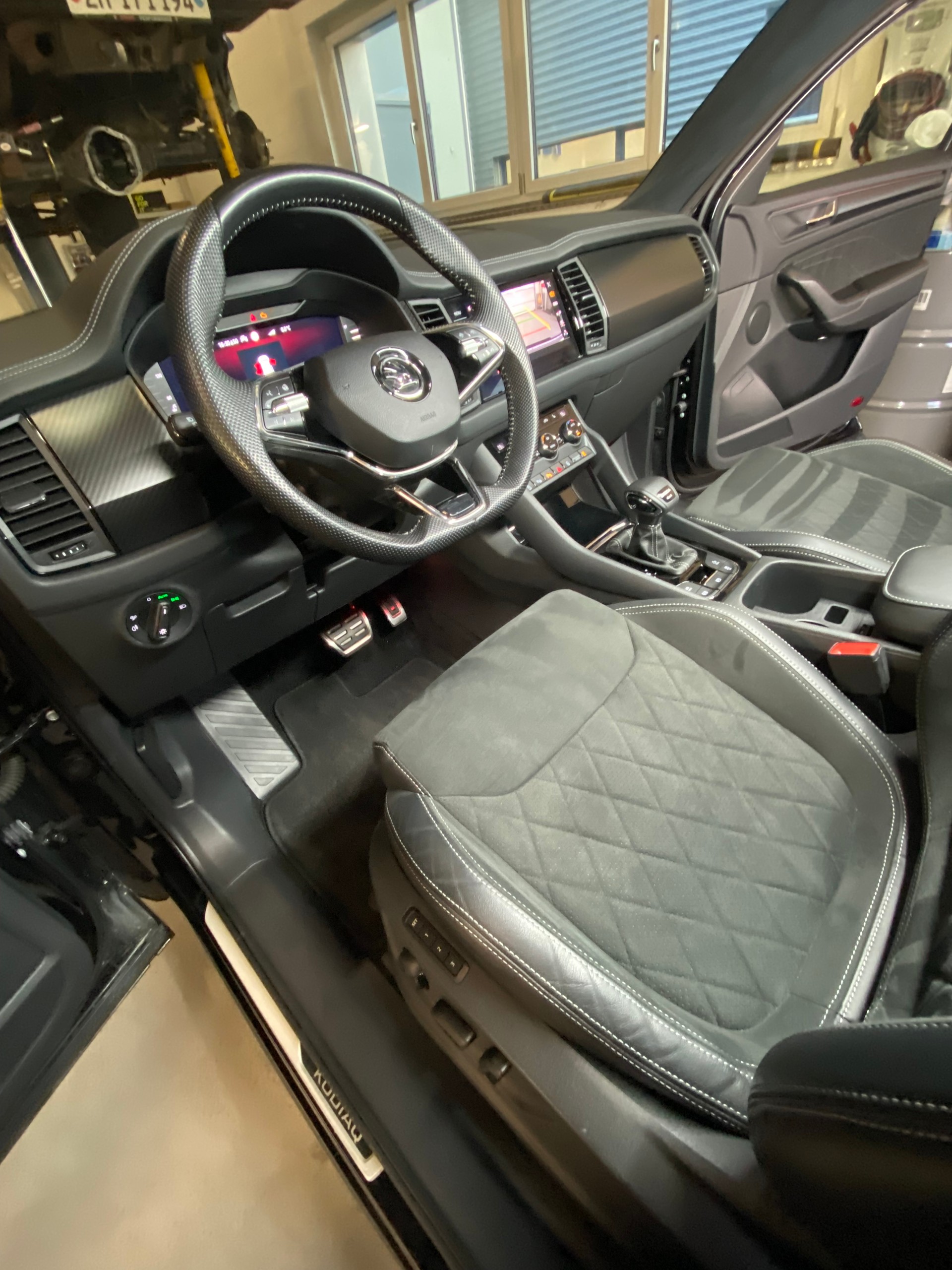 SKODA Kodiaq 2.0 TDI CR SportLine 4x4 DSG 7-Plätzer-image-7