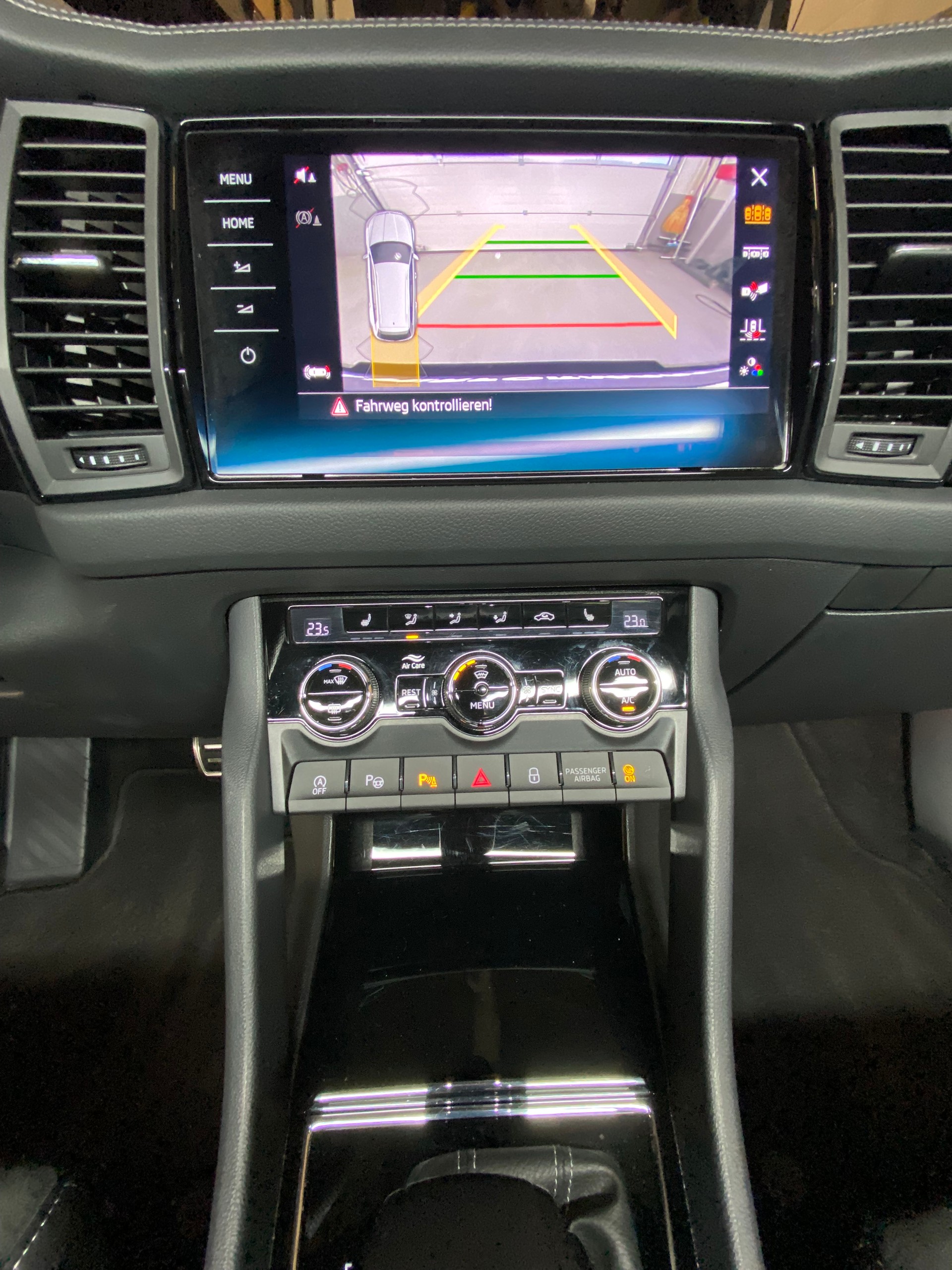 SKODA Kodiaq 2.0 TDI CR SportLine 4x4 DSG 7-Plätzer-image-6