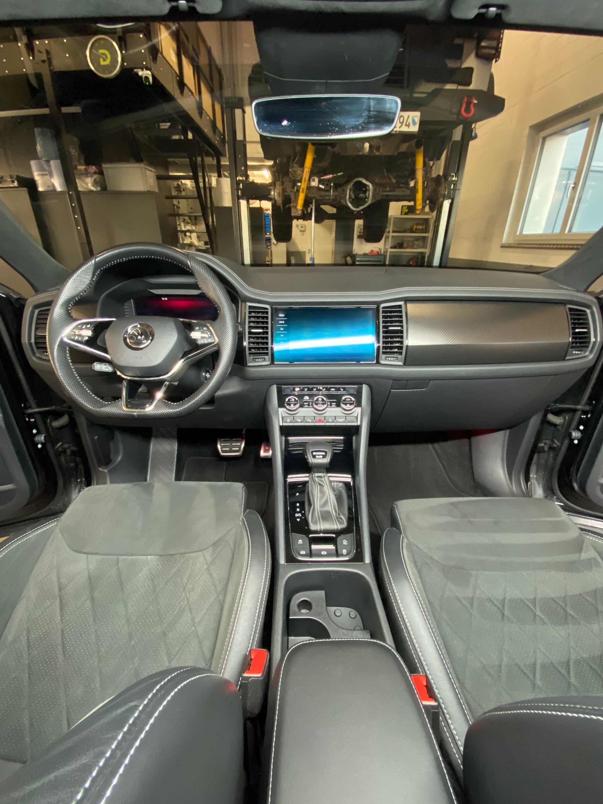 SKODA Kodiaq 2.0 TDI CR SportLine 4x4 DSG 7-Plätzer-image-5