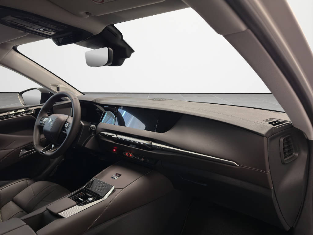 DS AUTOMOBILES No4 Plug-In Hybrid 225PS Étoile-image-8