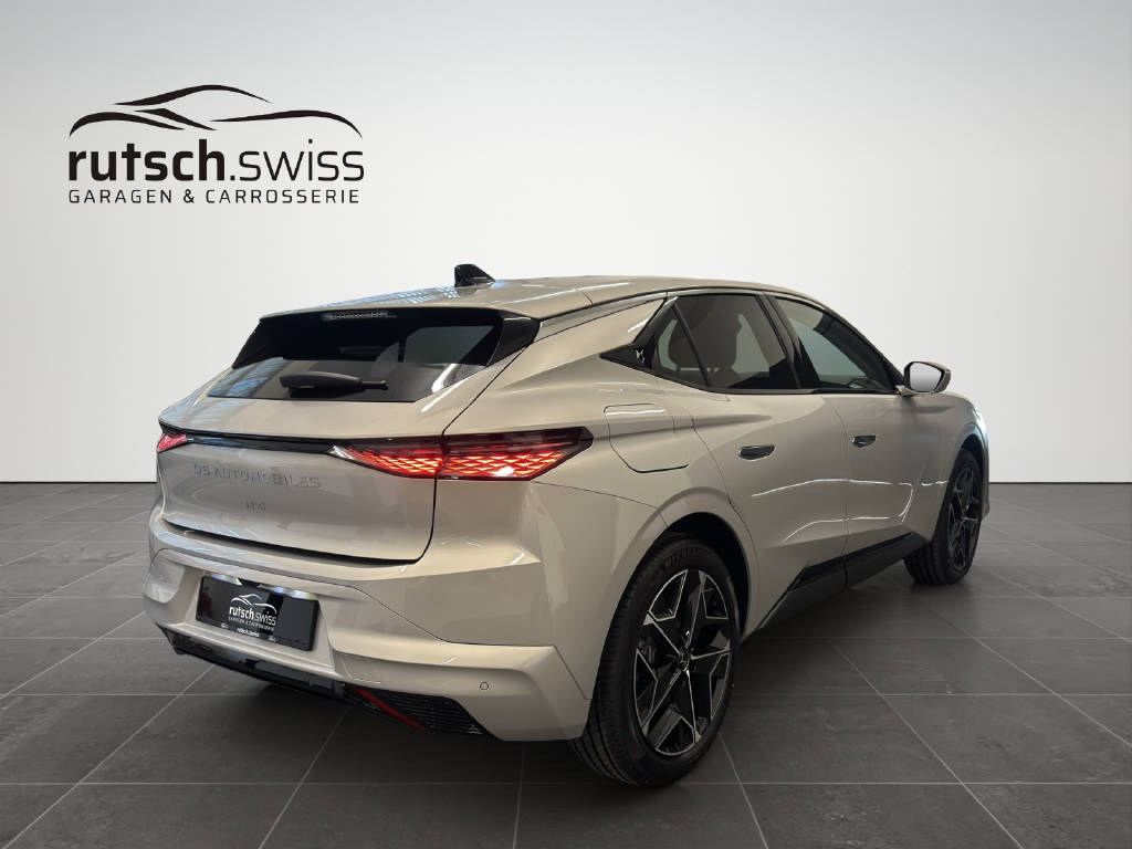 DS AUTOMOBILES No4 Plug-In Hybrid 225PS Étoile-image-6