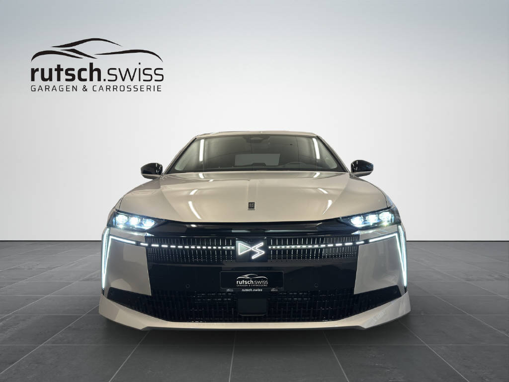 DS AUTOMOBILES No4 Plug-In Hybrid 225PS Étoile-image-1