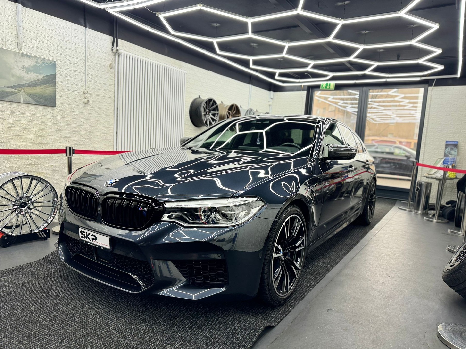 BMW M5 xDrive Drivelogic-image-2