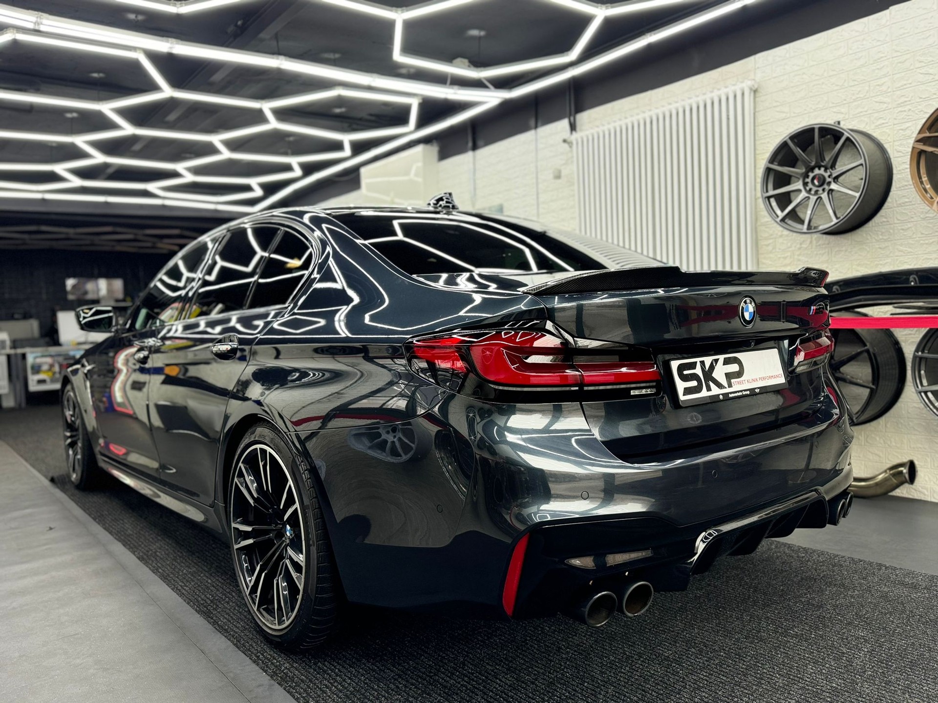 BMW M5 xDrive Drivelogic-image-3