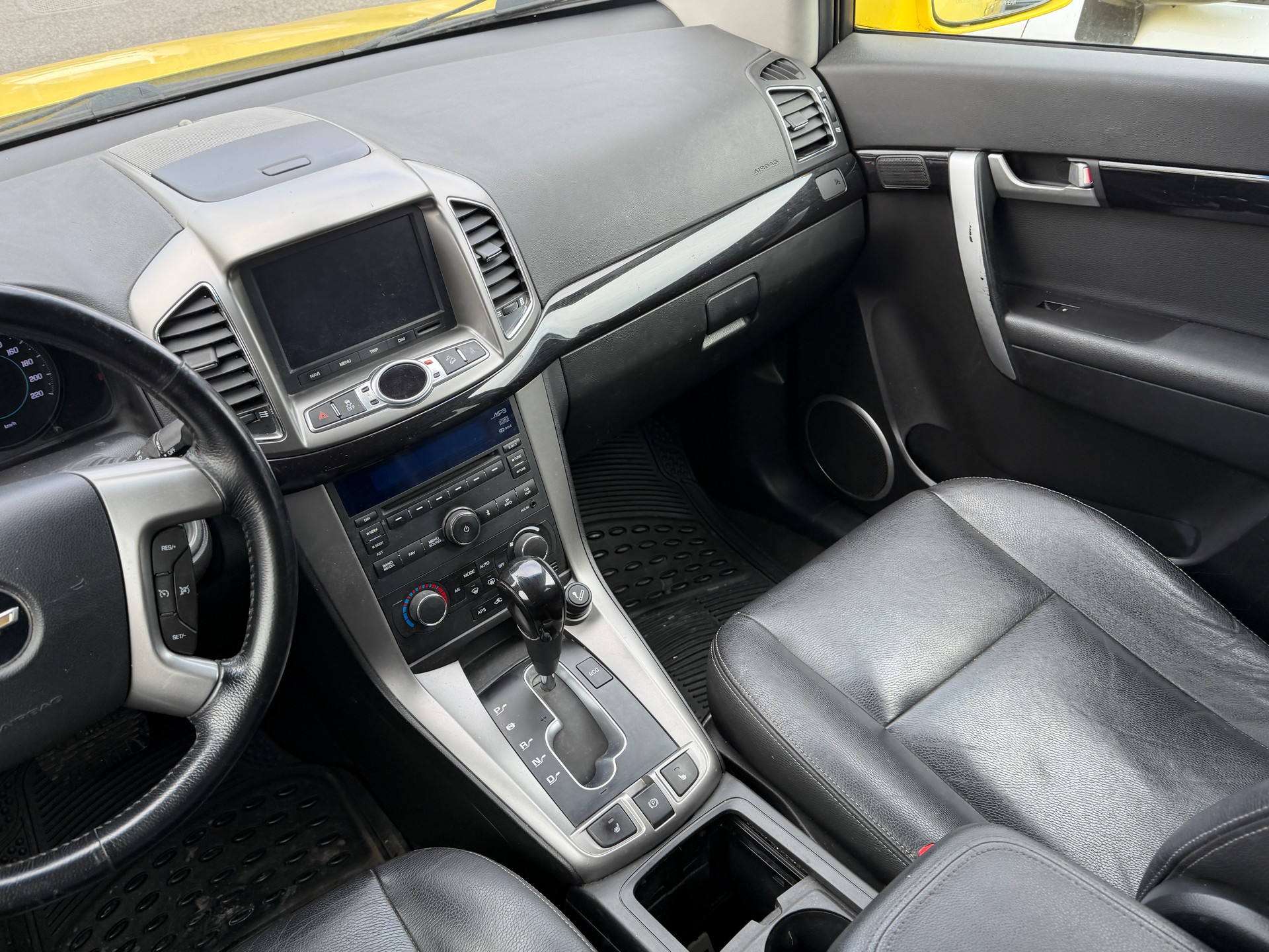 CHEVROLET Captiva 2.2 VCDi LTZ 4WD Automatic-image-5