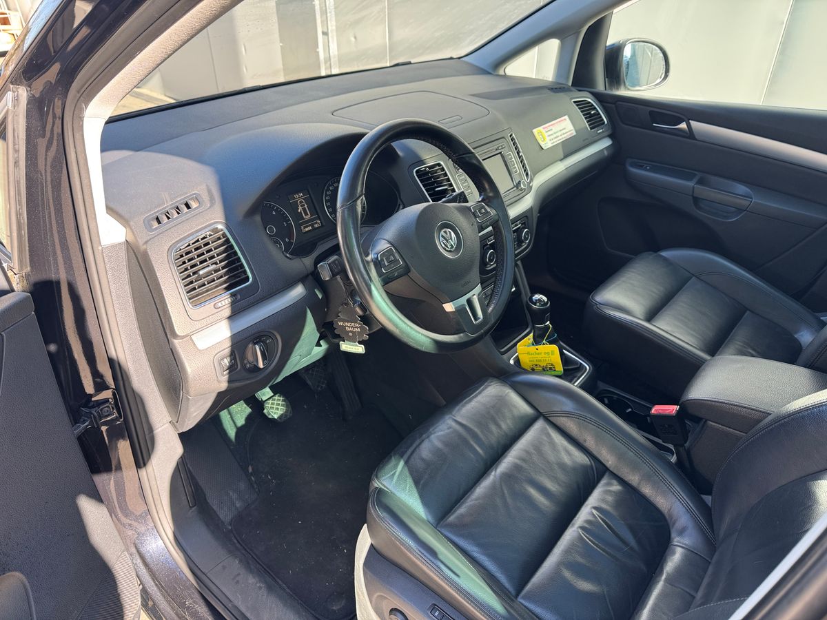 VW Sharan 2.0 TDI BMT Highline 4Motion-image-2