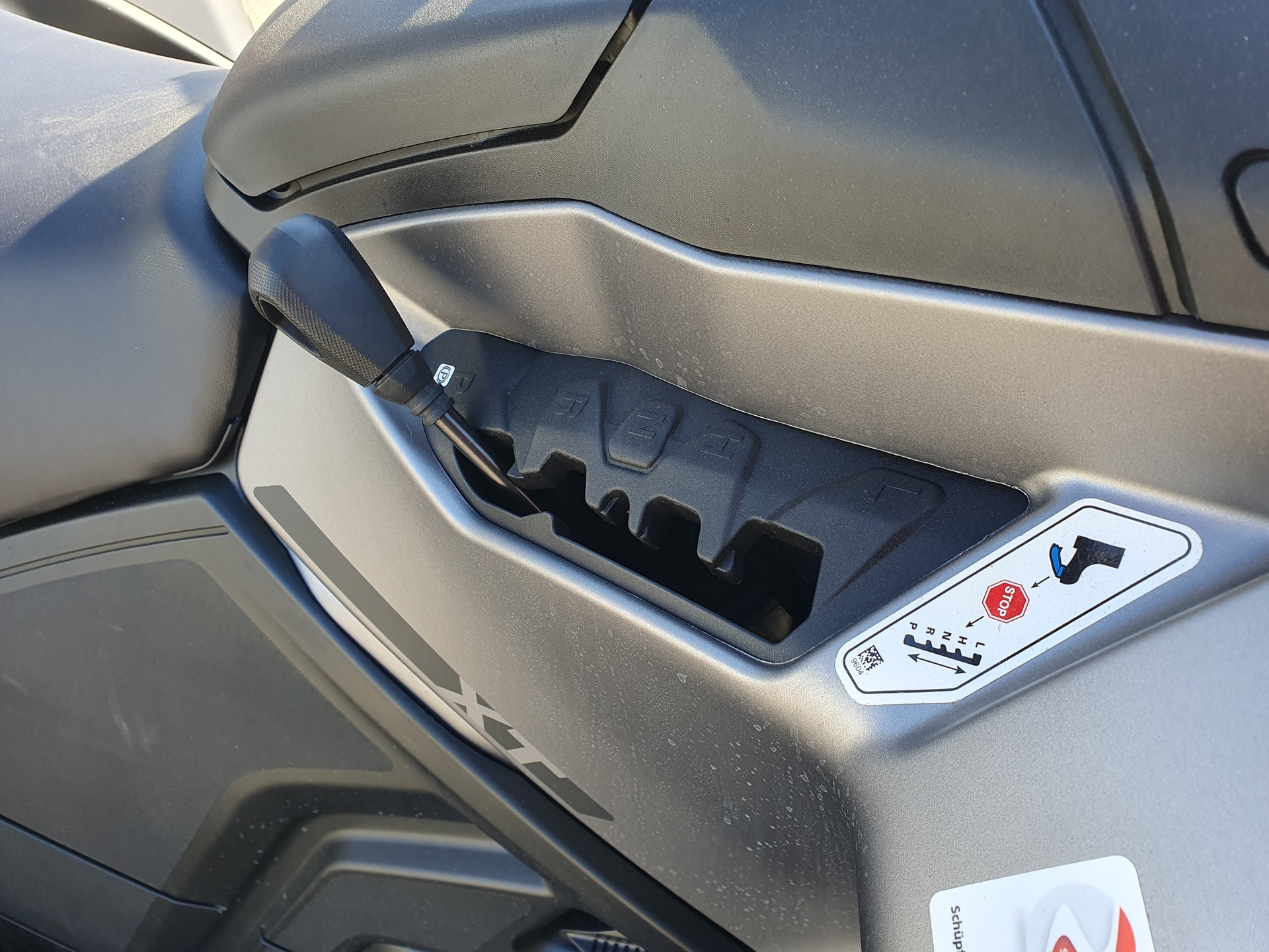 CAN-AM Outlander 700 MAX XT ABS-image-6