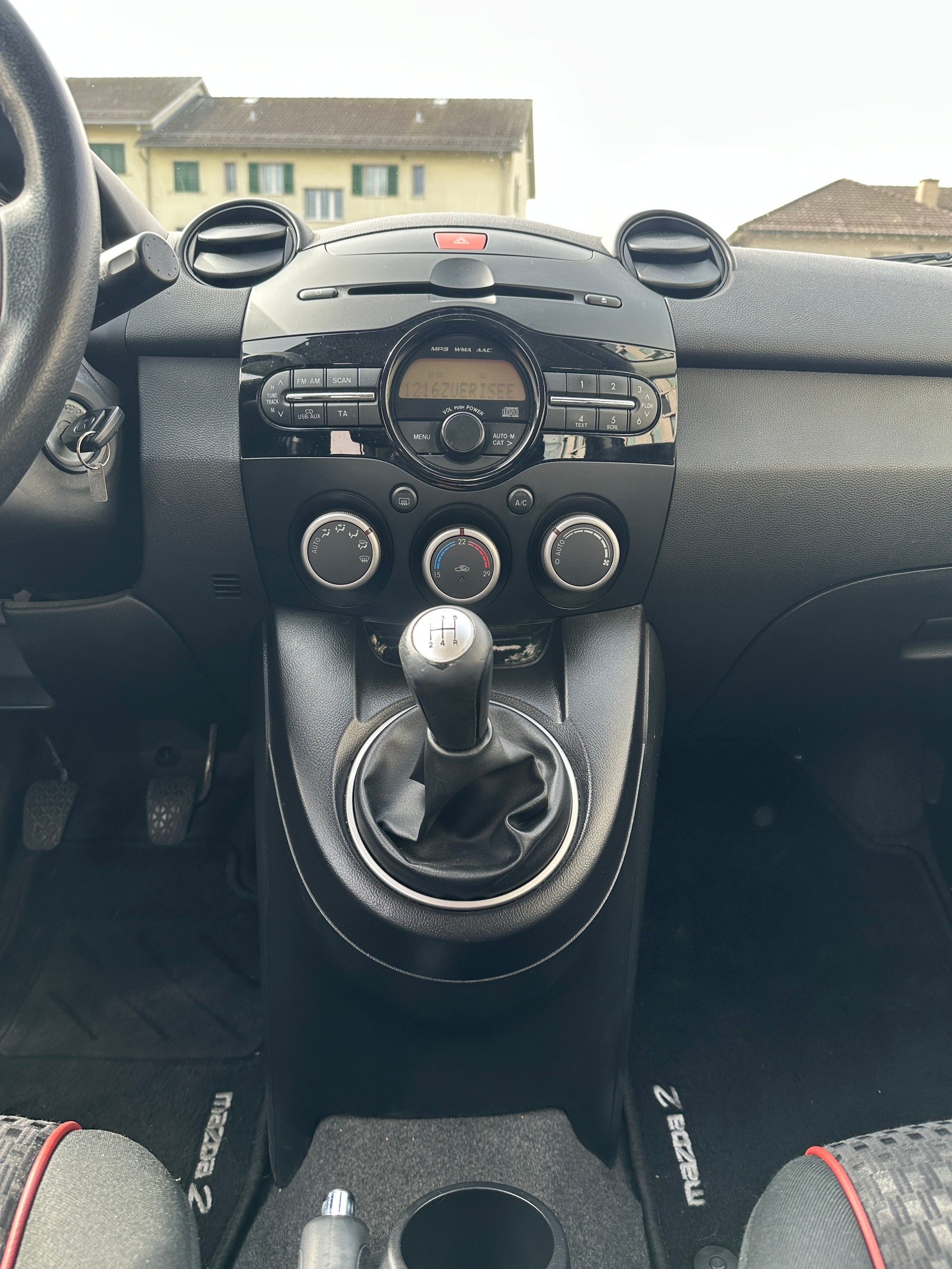 MAZDA 2 1.5i 16V Sport-image-11