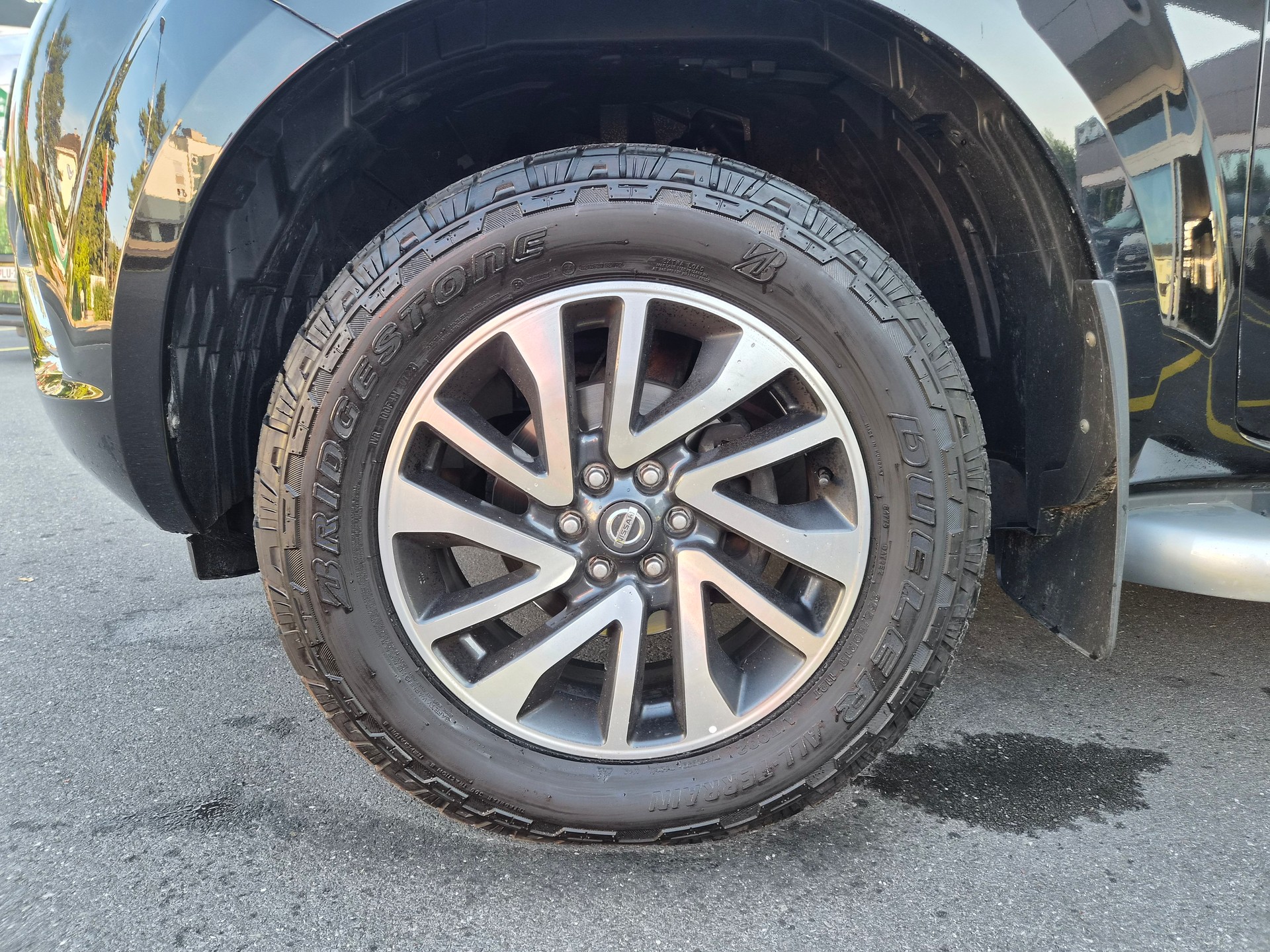 NISSAN Navara Double Cab Tekna 2.3 dCi 4WD Automatic-image-7