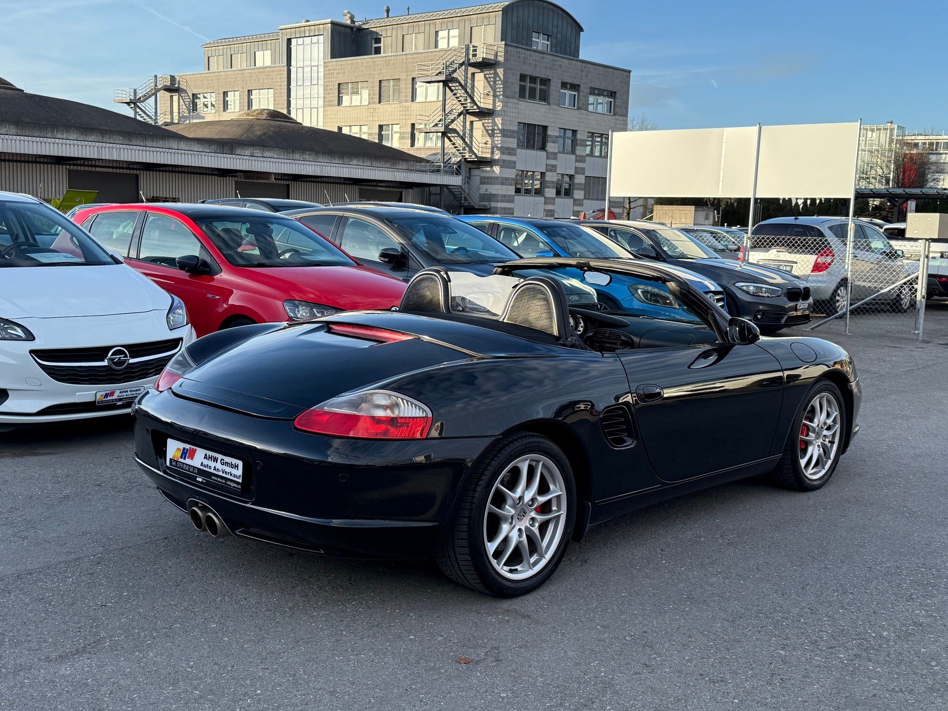 PORSCHE Boxster S 3.2 / Facelift 260PS / Frisch ab MFK / Sportsitze / Navi / Sitzheizung / Tempomat / PDC-image-3