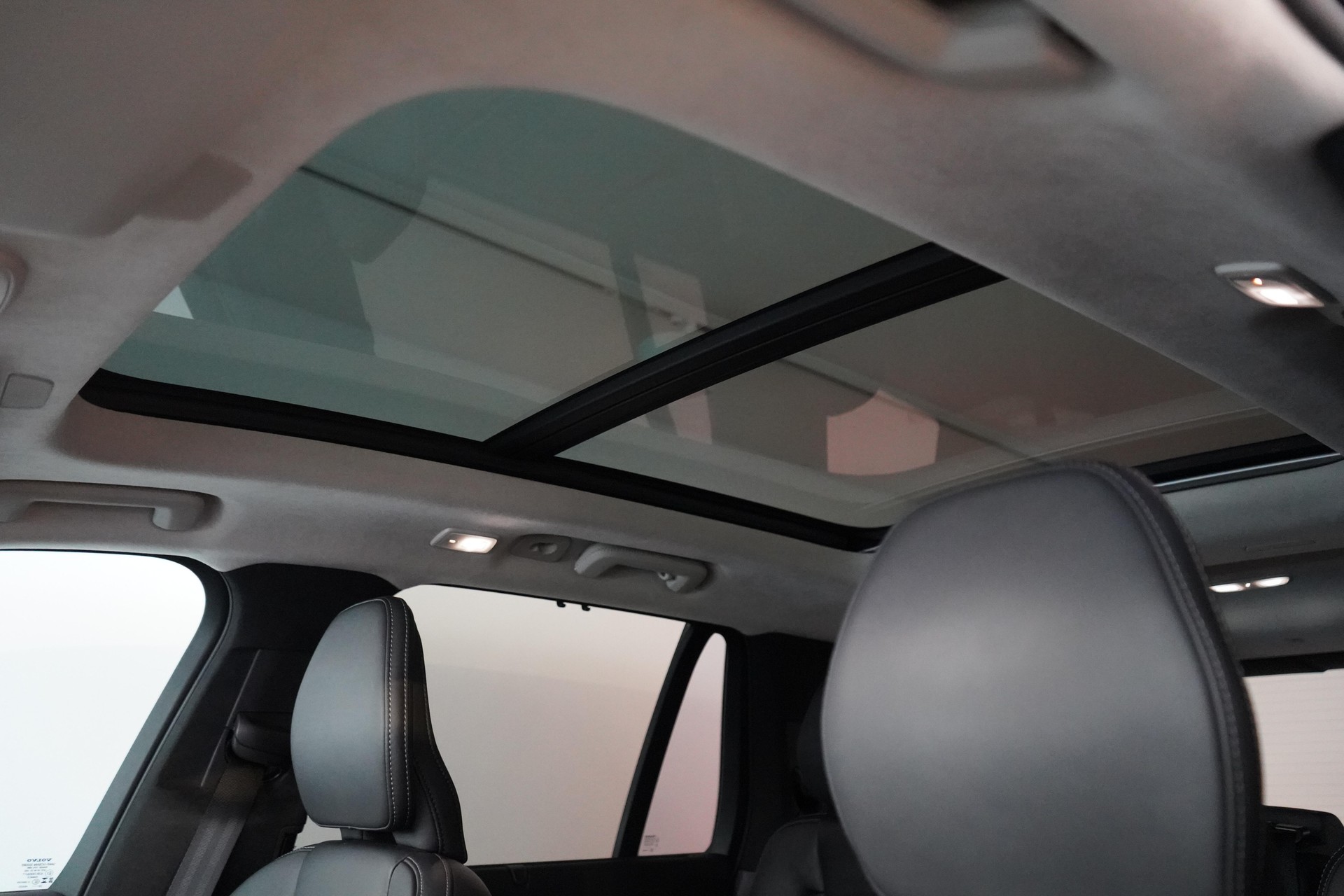 VOLVO XC90 2.0 T8 TE XCLUSIVE Dark 7P. eAWD-image-14