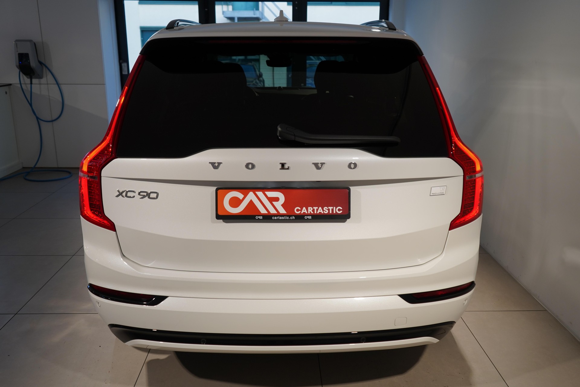 VOLVO XC90 2.0 T8 TE XCLUSIVE Dark 7P. eAWD-image-2