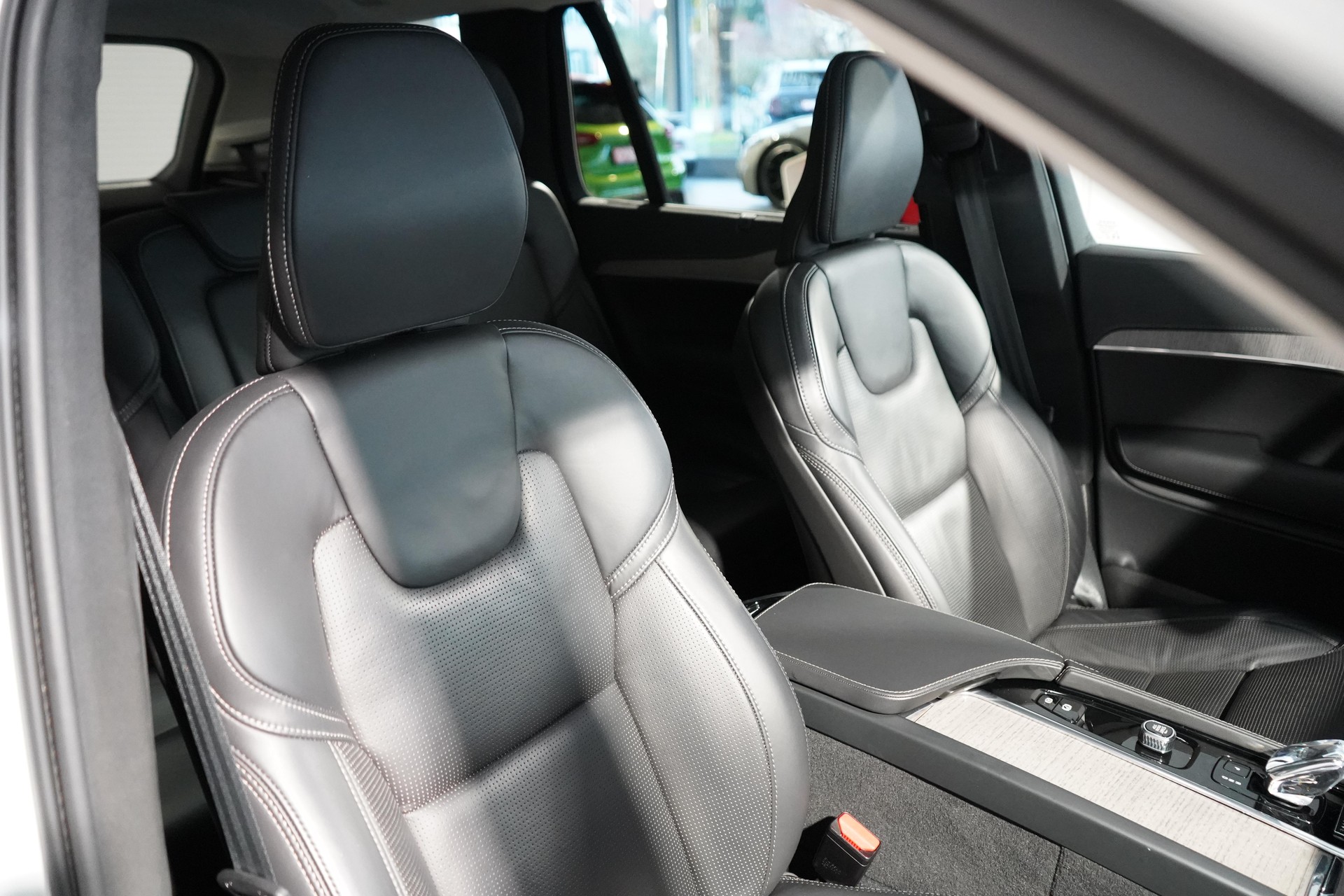 VOLVO XC90 2.0 T8 TE XCLUSIVE Dark 7P. eAWD-image-5
