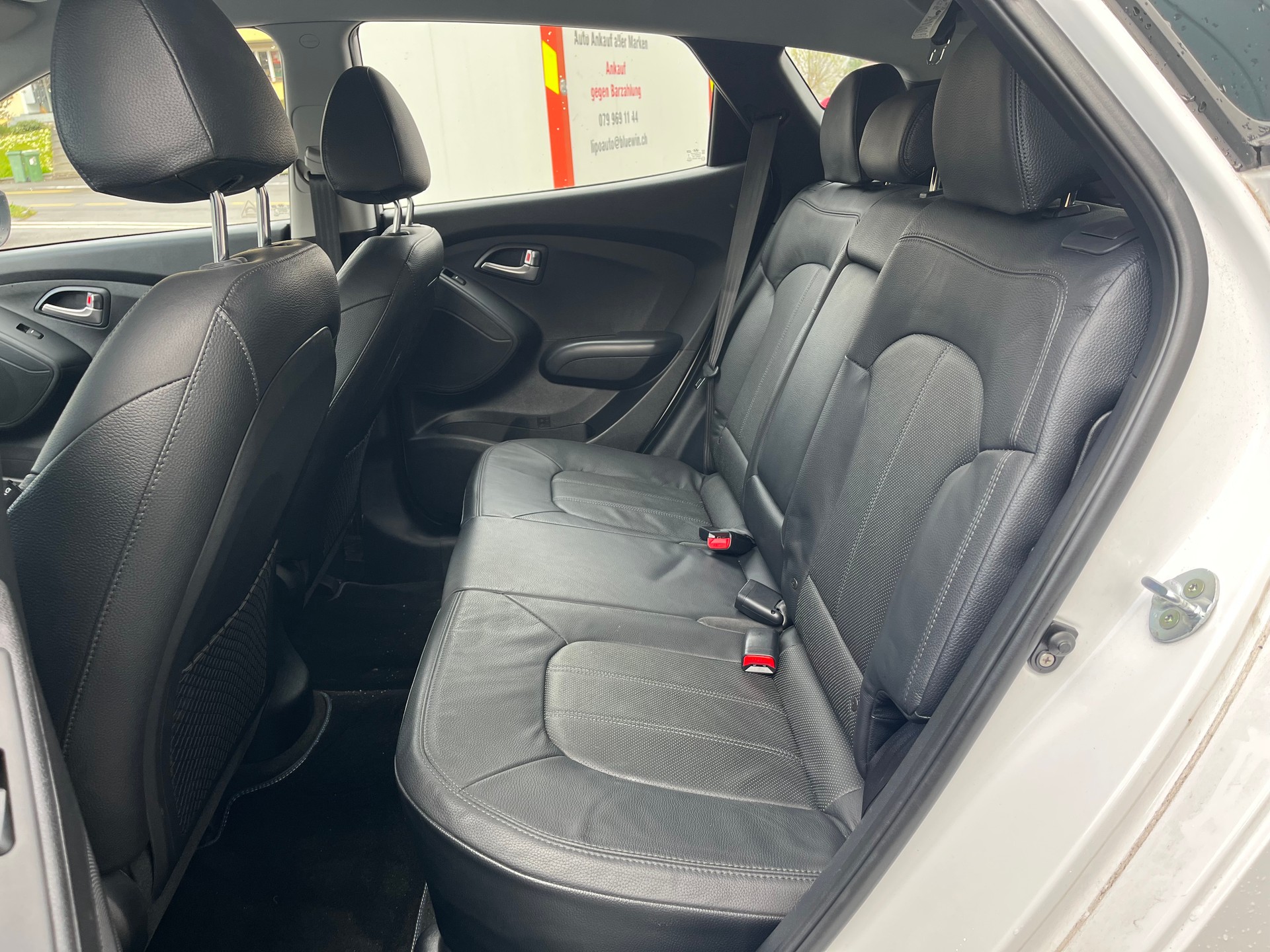 HYUNDAI iX 35 Fuel Cell 2WD-image-6