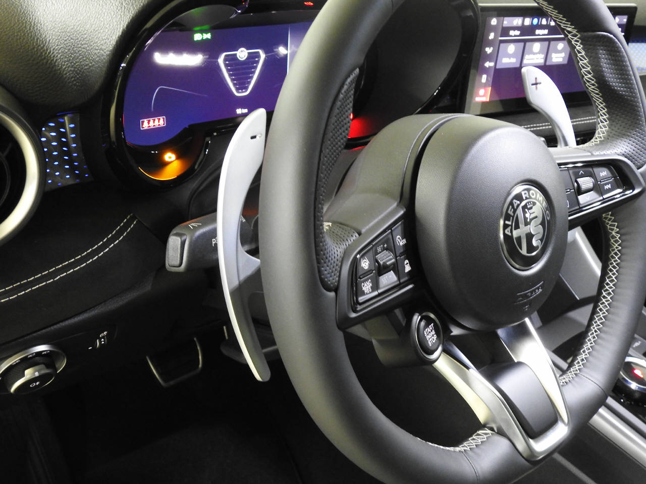 ALFA ROMEO Tonale 1.3 Plug-in Hybrid Sport Speciale Launch Q4-image-13