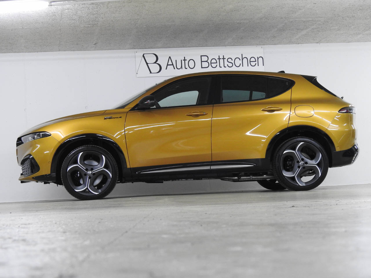 ALFA ROMEO Tonale 1.3 Plug-in Hybrid Sport Speciale Launch Q4-image-6