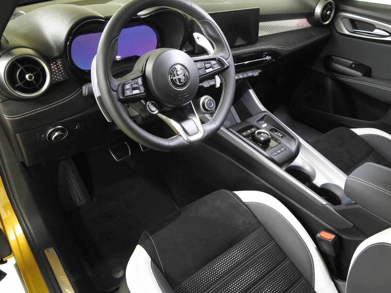 ALFA ROMEO Tonale 1.3 Plug-in Hybrid Sport Speciale Launch Q4-image-12