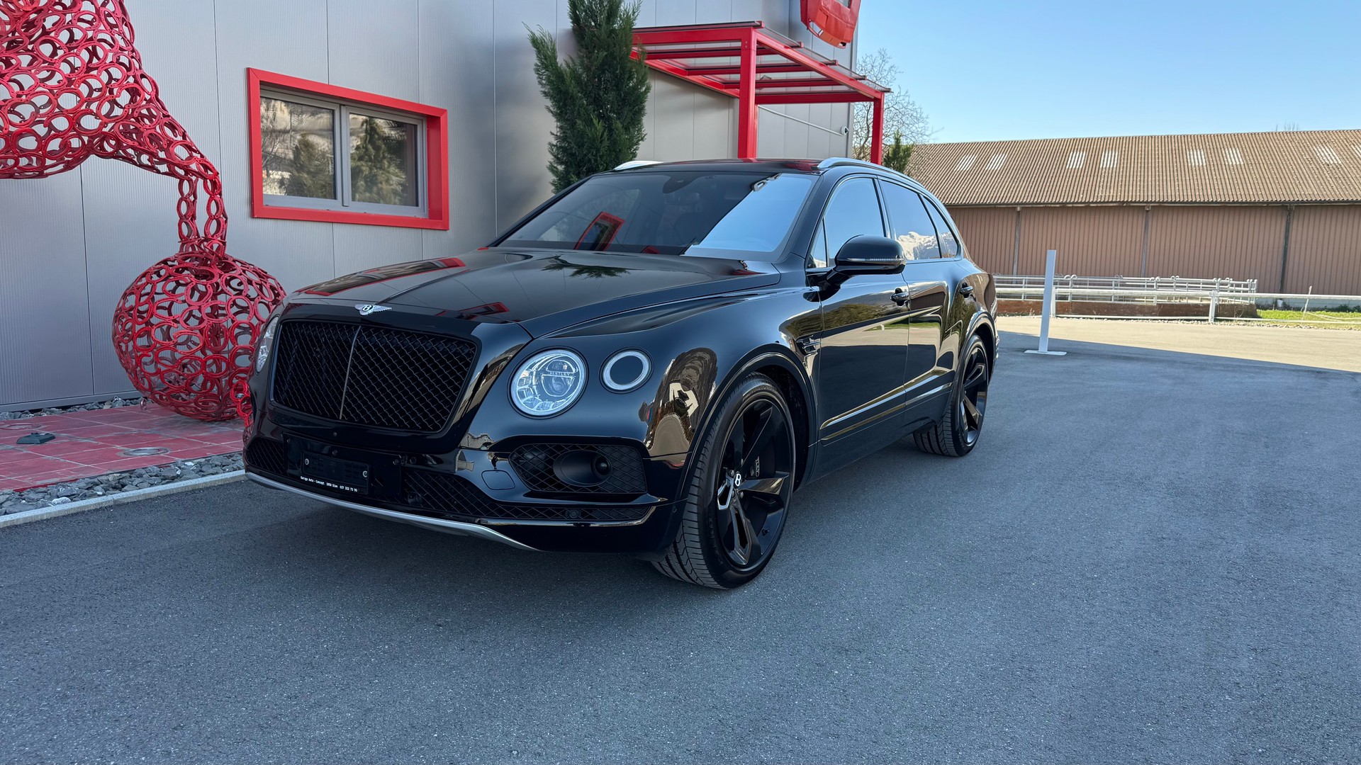 BENTLEY Bentayga V8