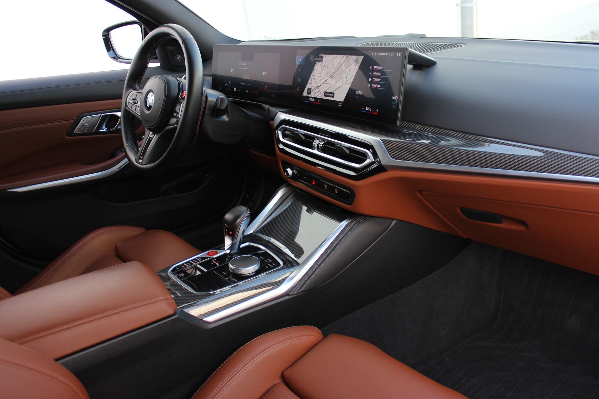 BMW M3 Competition M xDrive Touring Individual *MINERALWEISS*-image-3