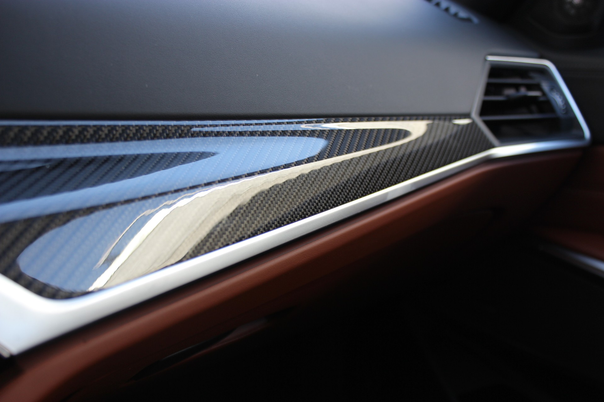 BMW M3 Competition M xDrive Touring Individual *MINERALWEISS*-image-16