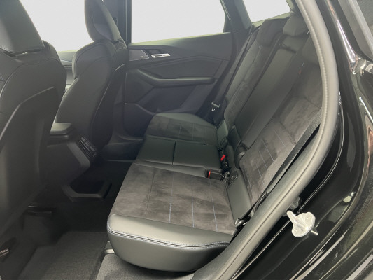 BMW 223d AT xDr M Sport DKG-image-8