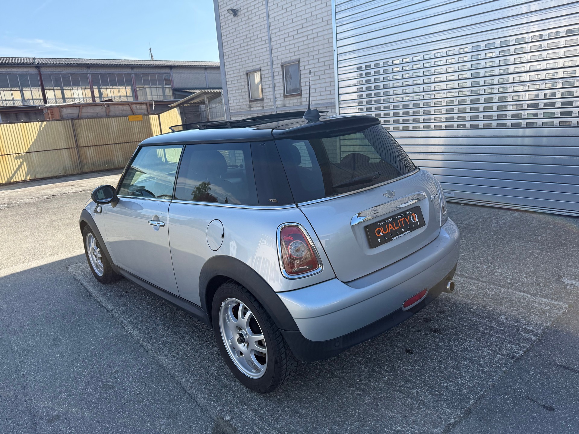 MINI Cooper-image-4