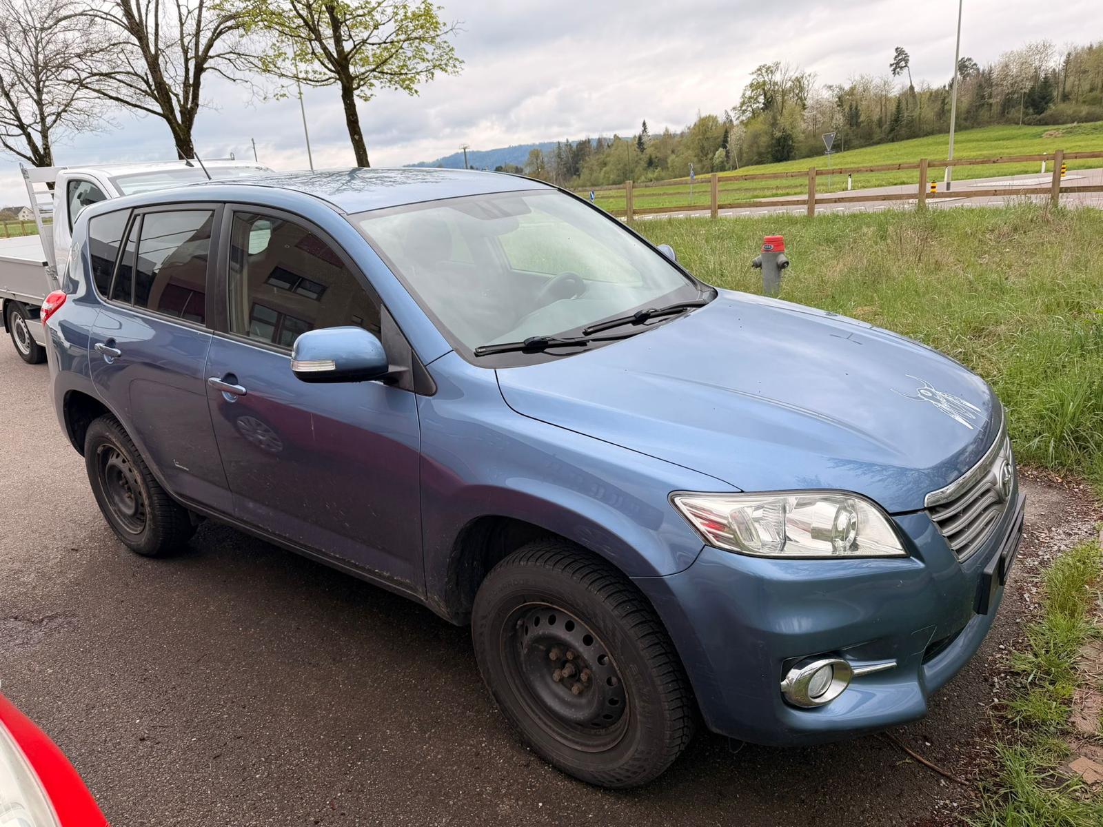 TOYOTA RAV-4 2.0 16V-image-0
