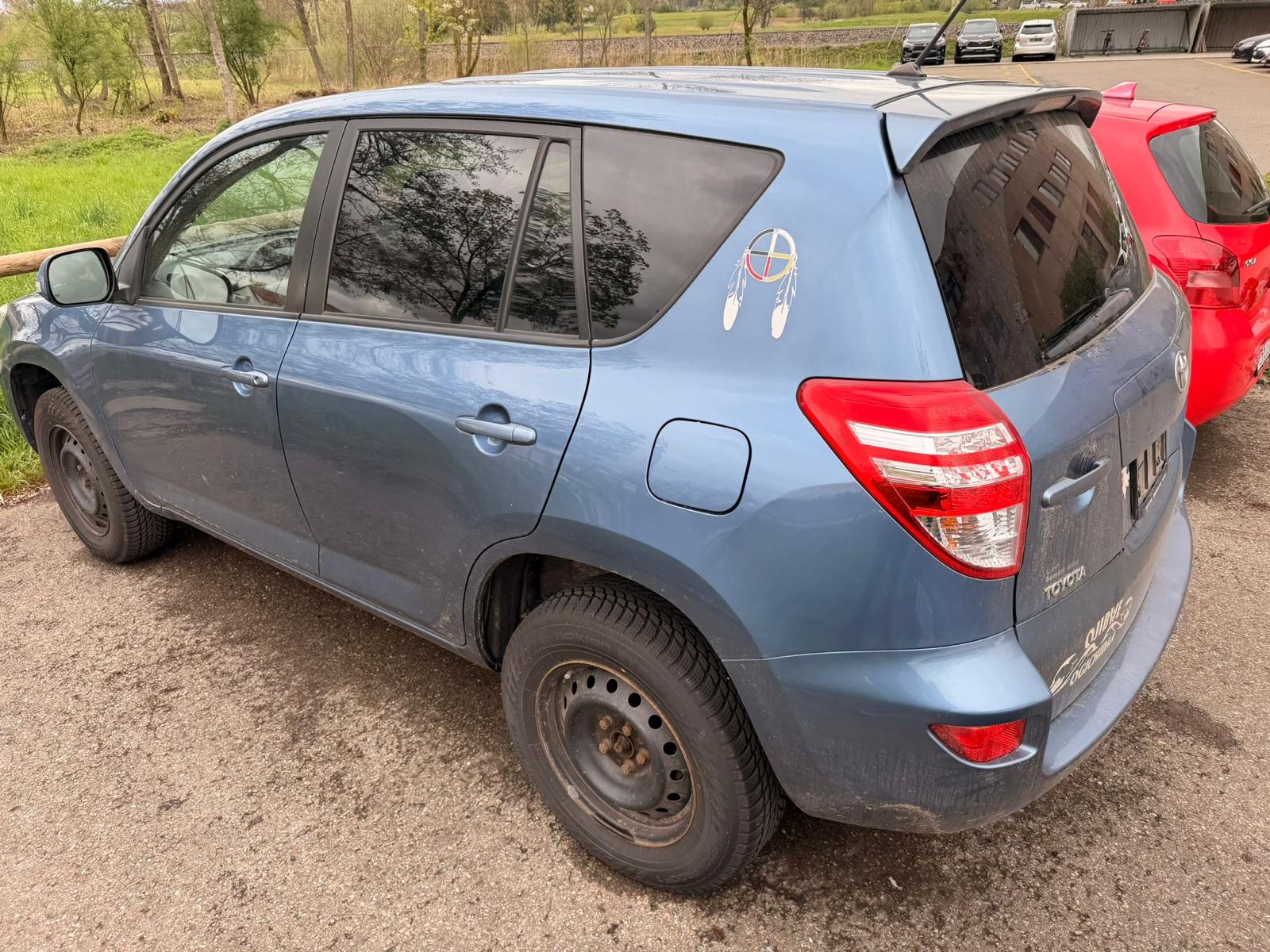 TOYOTA RAV-4 2.0 16V-image-8
