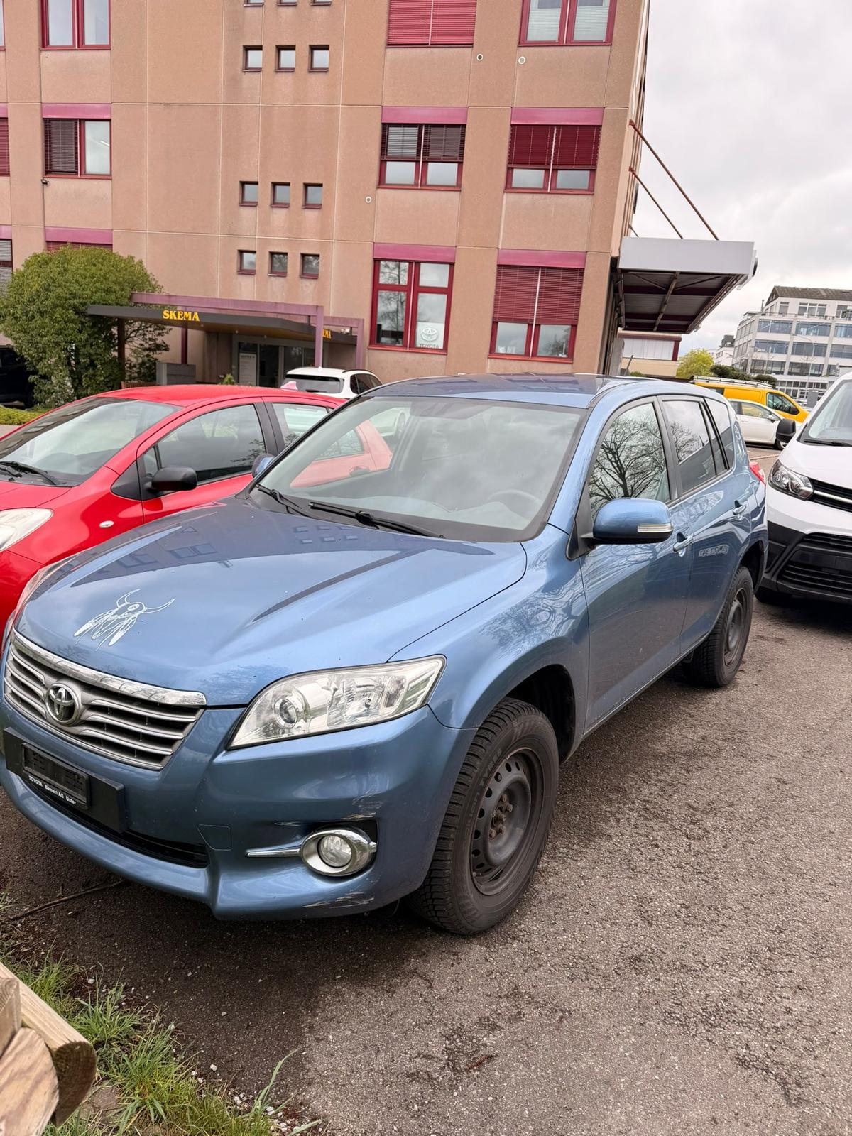 TOYOTA RAV-4 2.0 16V-image-1