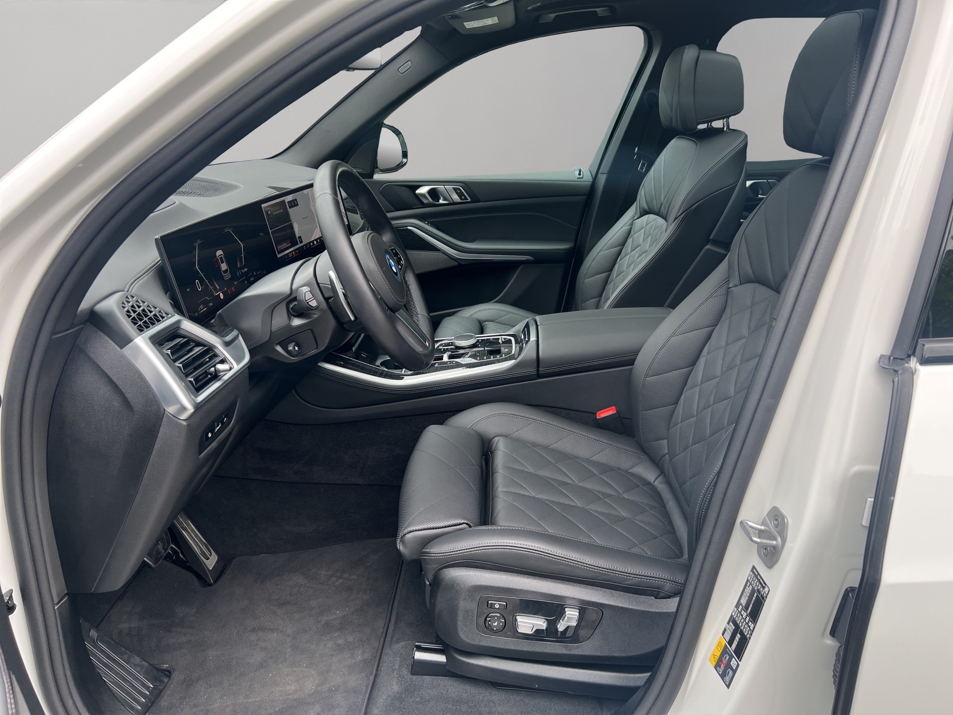BMW X5 xDrive 50e M Sport Steptronic-image-11