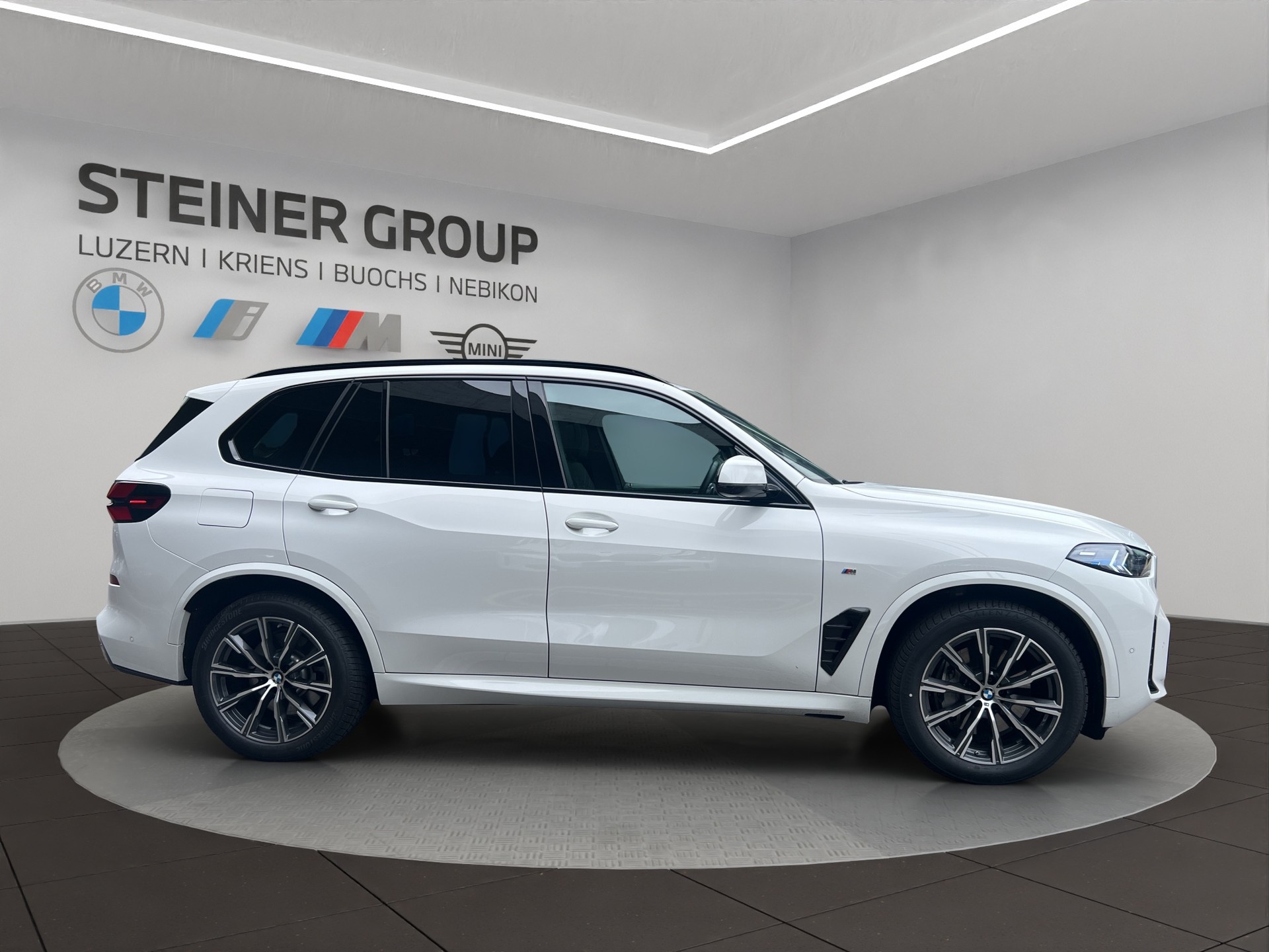 BMW X5 xDrive 50e M Sport Steptronic-image-4