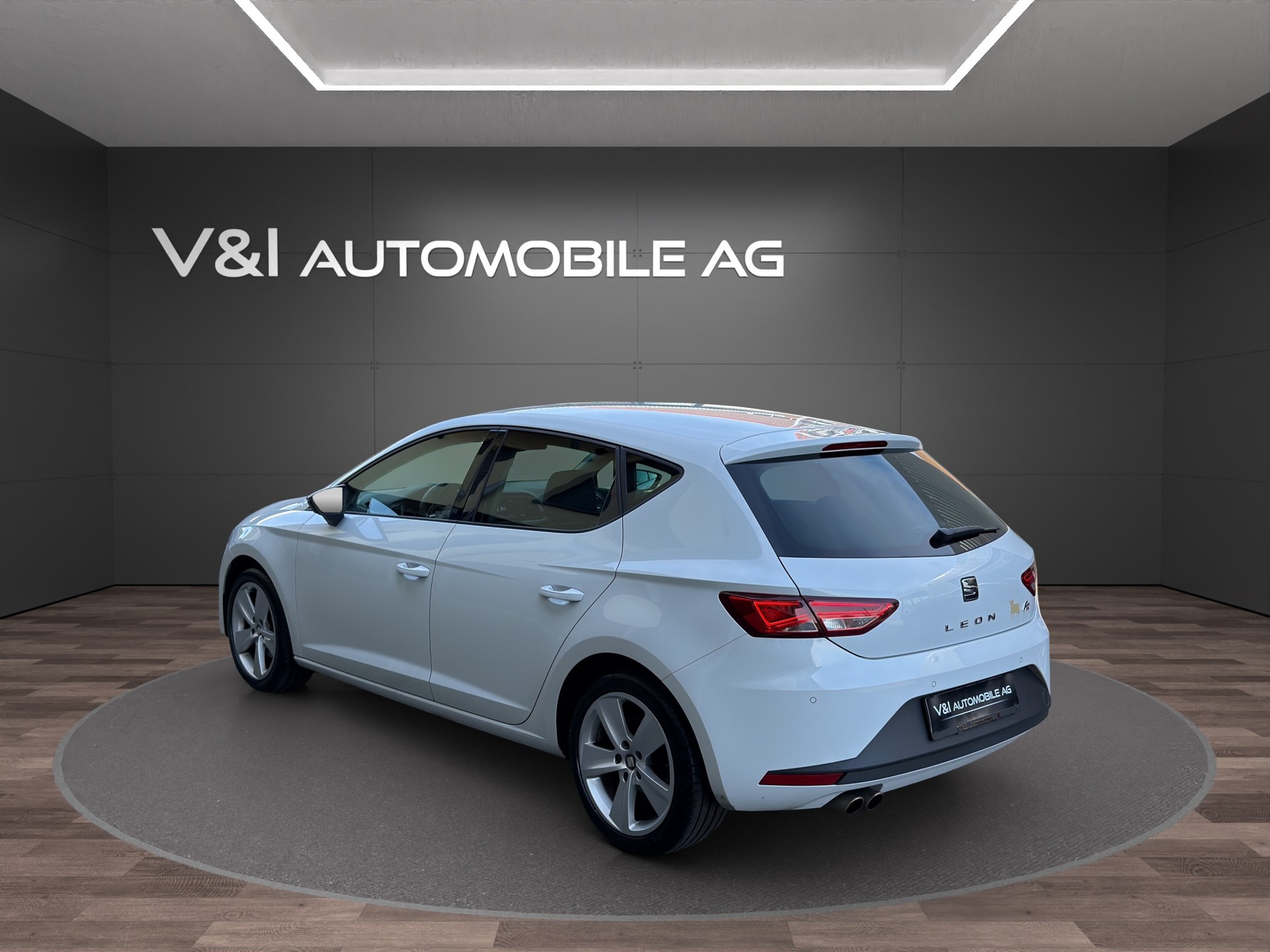 SEAT Leon 2.0 TDI FR-showroom-element-3