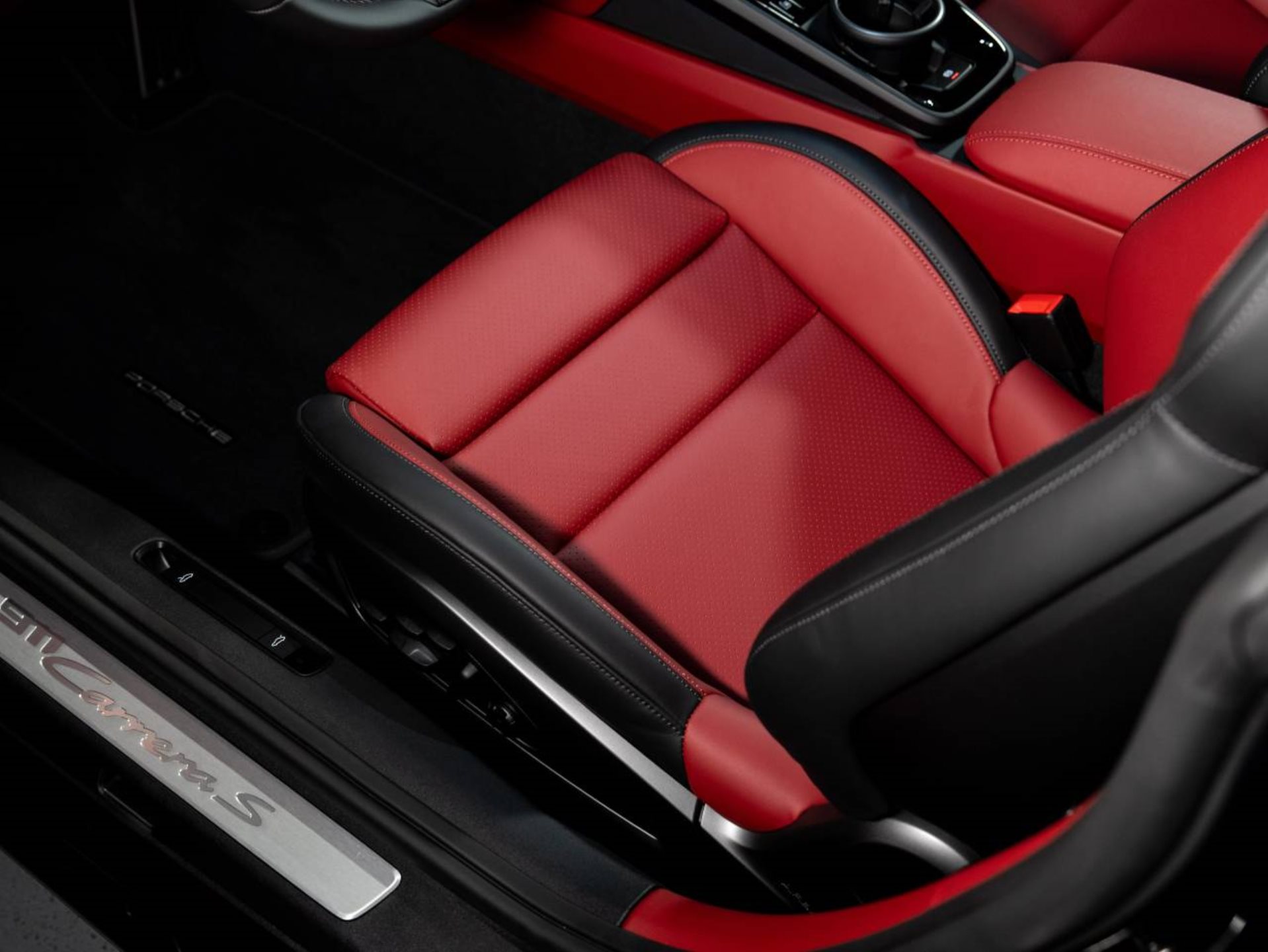 PORSCHE 911 Carrera S-image-15