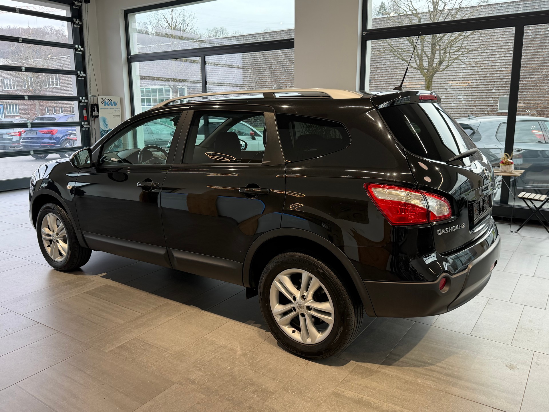 NISSAN Qashqai +2 2.0 4WD tekna XTronic CVT-image-5