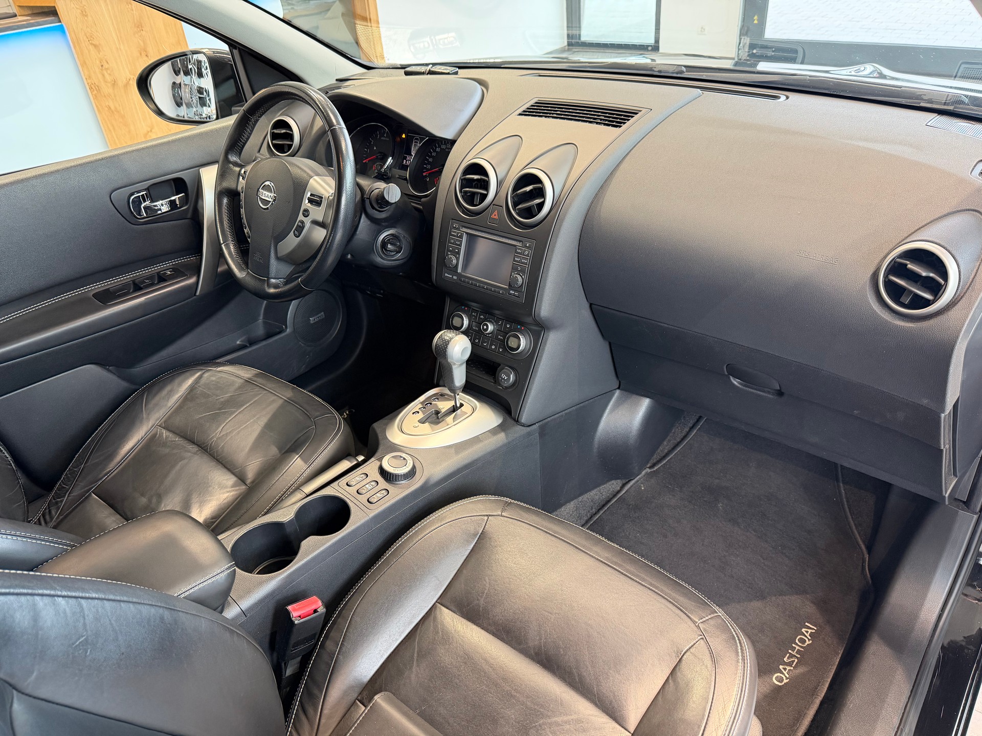 NISSAN Qashqai +2 2.0 4WD tekna XTronic CVT-image-9