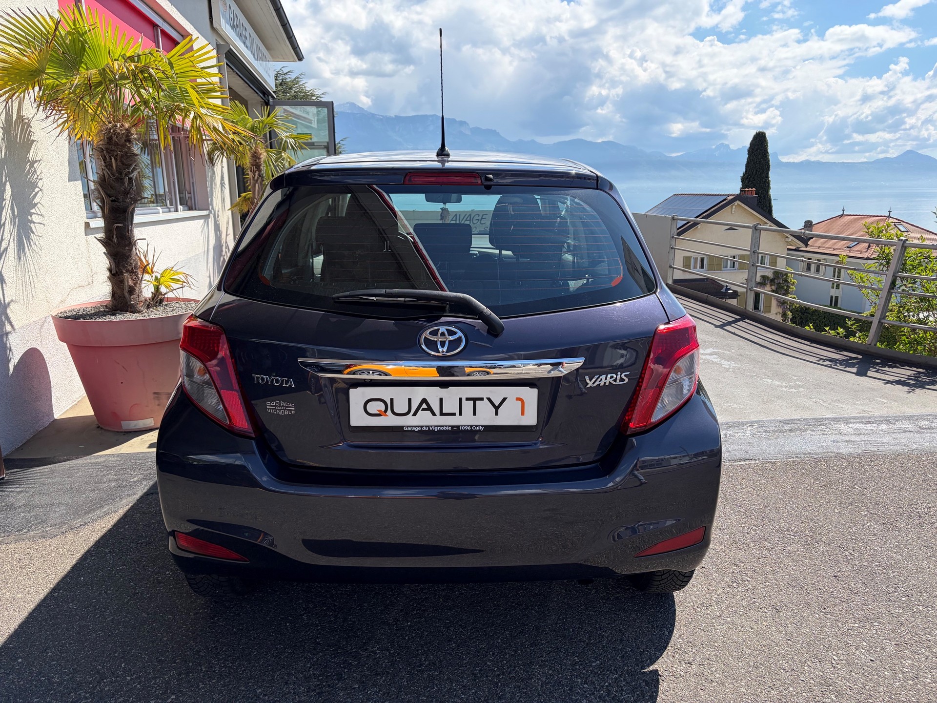 TOYOTA Yaris 1.33 Style-image-4