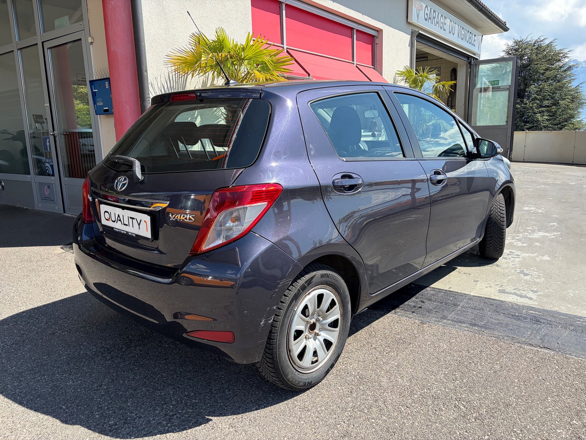 TOYOTA Yaris 1.33 Style-image-3