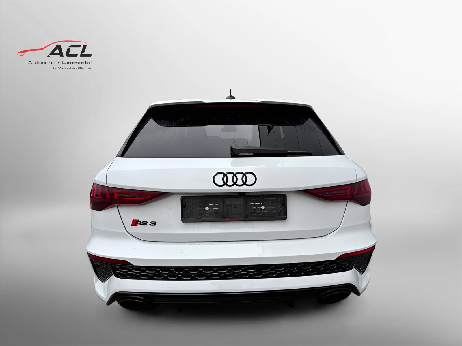 AUDI RS3 Sportback-image-8