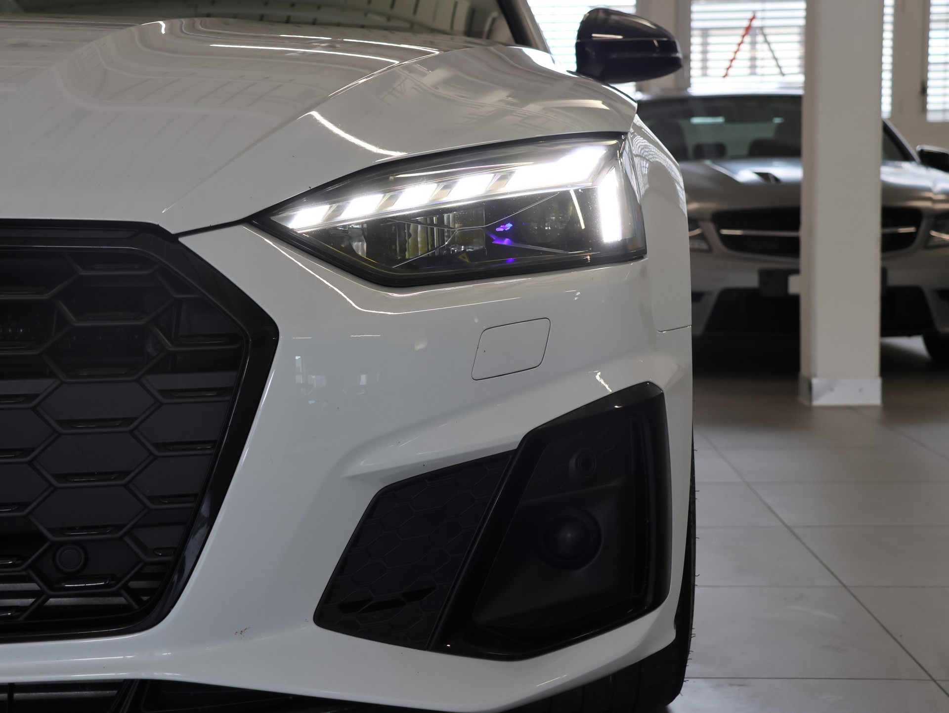 AUDI S5 Sportback 3.0 TDI quattro tiptronic *Massage*Carbon*Panorama*Matrix*-image-8