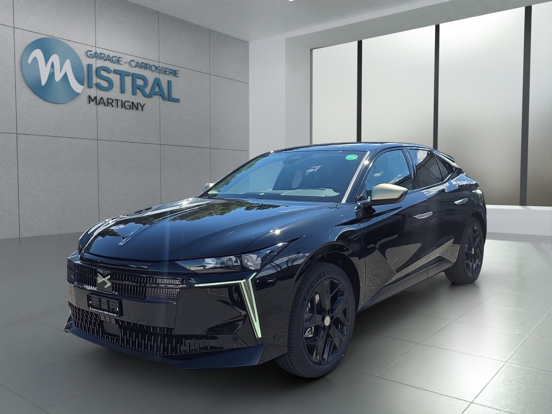 DS AUTOMOBILES No4 1.6 E-Tense Performance Line