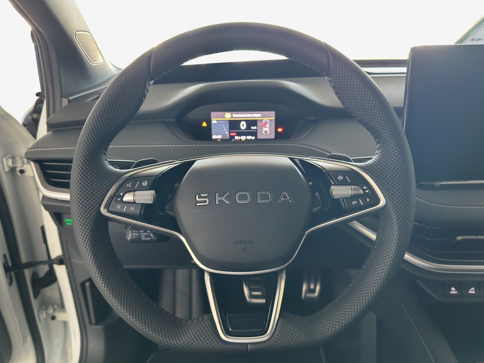 SKODA Enyaq 85x Sportline 4x4-image-9