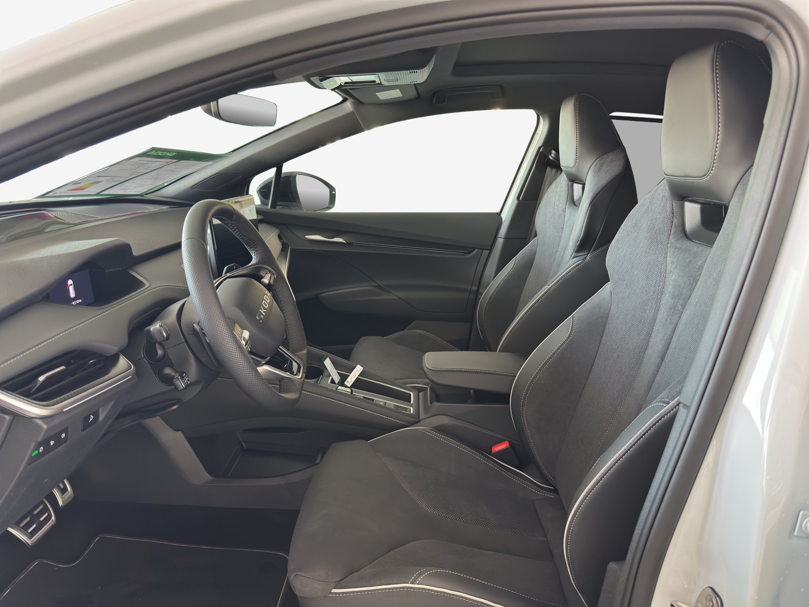 SKODA Enyaq 85x Sportline 4x4-image-7