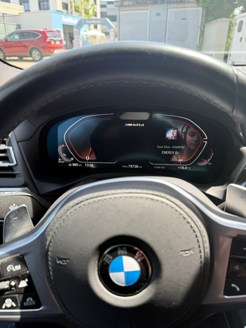 BMW M40d-image-5