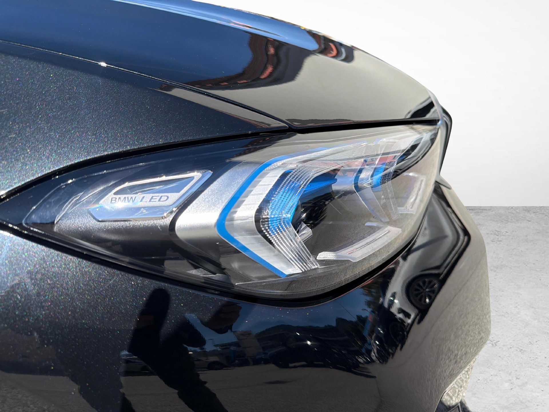 BMW 330d xDrive-image-10